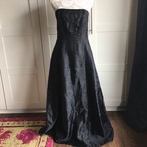 Formal Dress/Ballgown